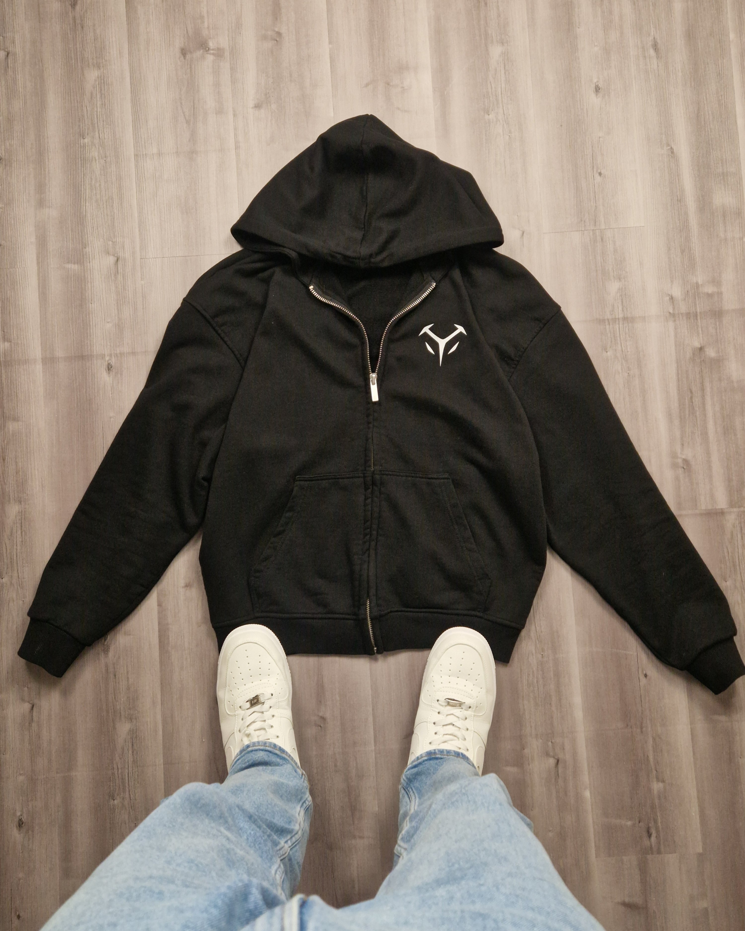 Icy Queen - Oversized Zipper