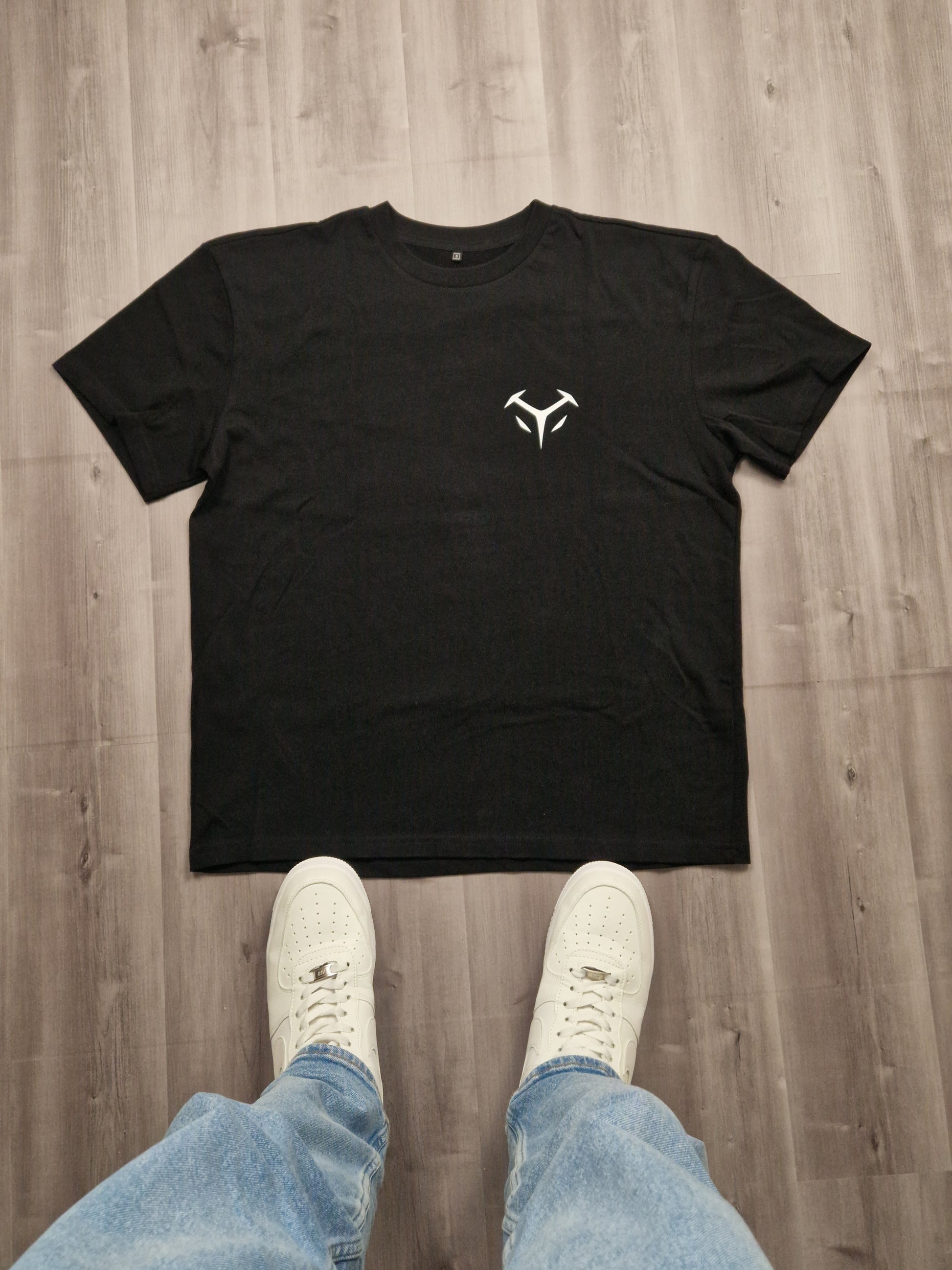 Icy Queen - Oversized Shirt